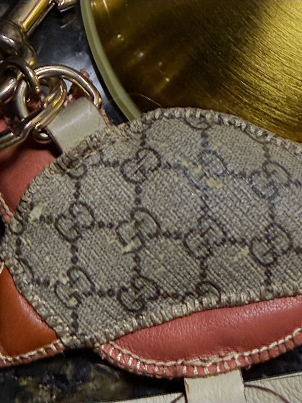 Gucci authentic charming